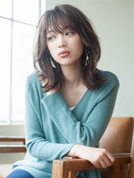【男顔】の女性に似合う髪型と見分け方、お悩みを解説