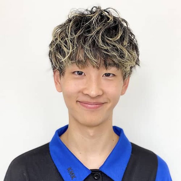 早野 太陽 【公式】AFLOATオフィシャルサイト‐全ての女性を可愛くする世界一のカリスマ美容師集団アフロート‐