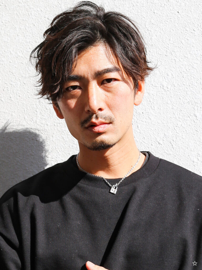 ３０代　メンズ　髪型　パーマ　かっこいい