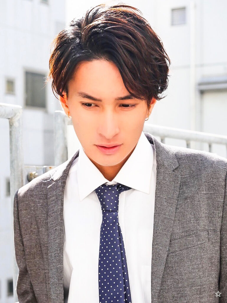 ３０代　メンズ　髪型　ビジネスヘア