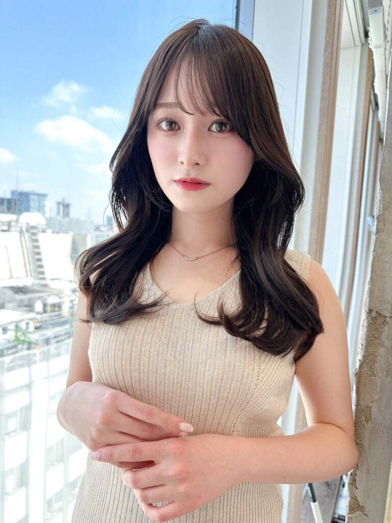 ふんわりくびれヘア レイヤーカット シースルー前髪 顔周りレイヤー