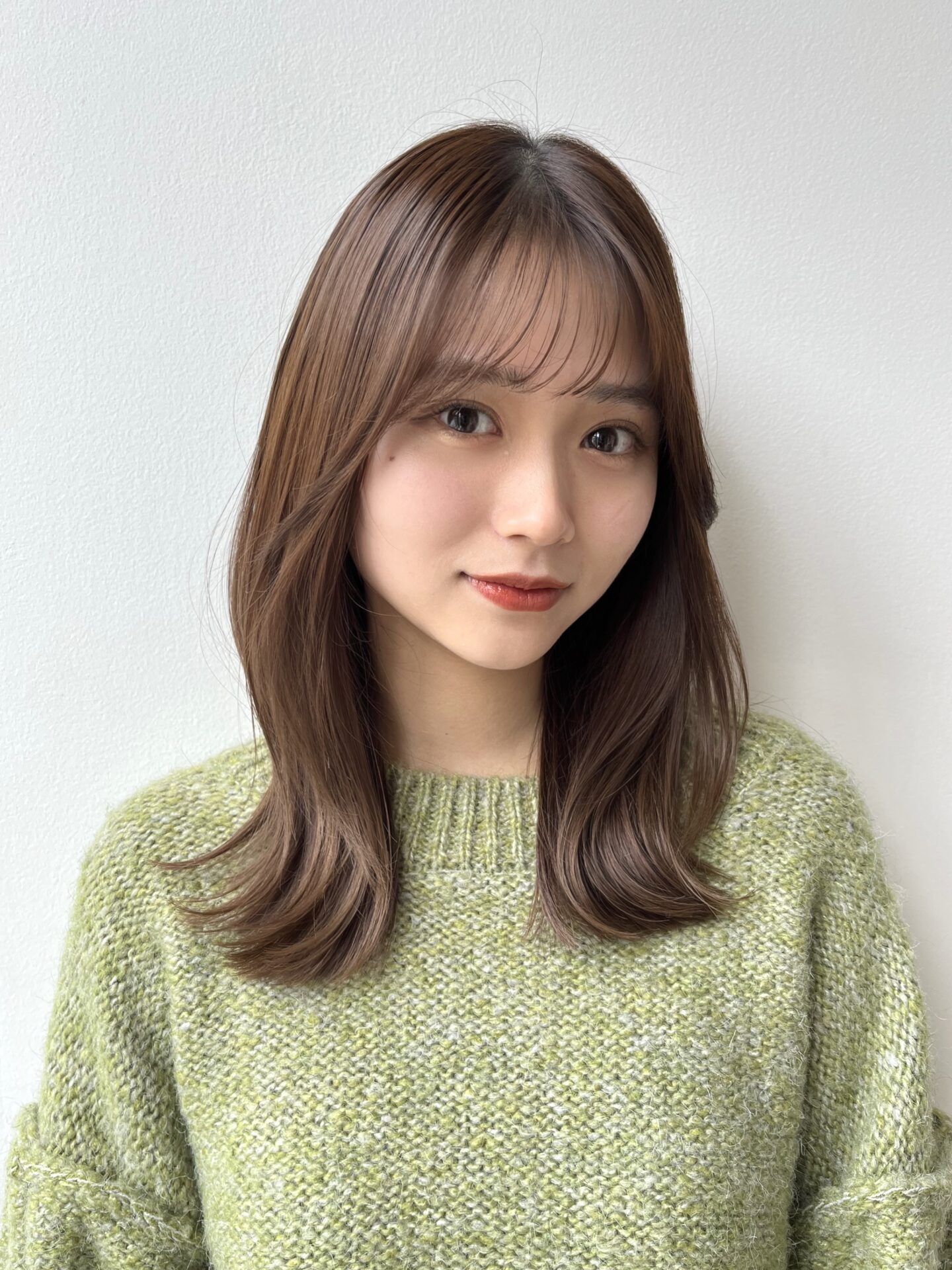 ナチュラルで可愛いミディアムヘア