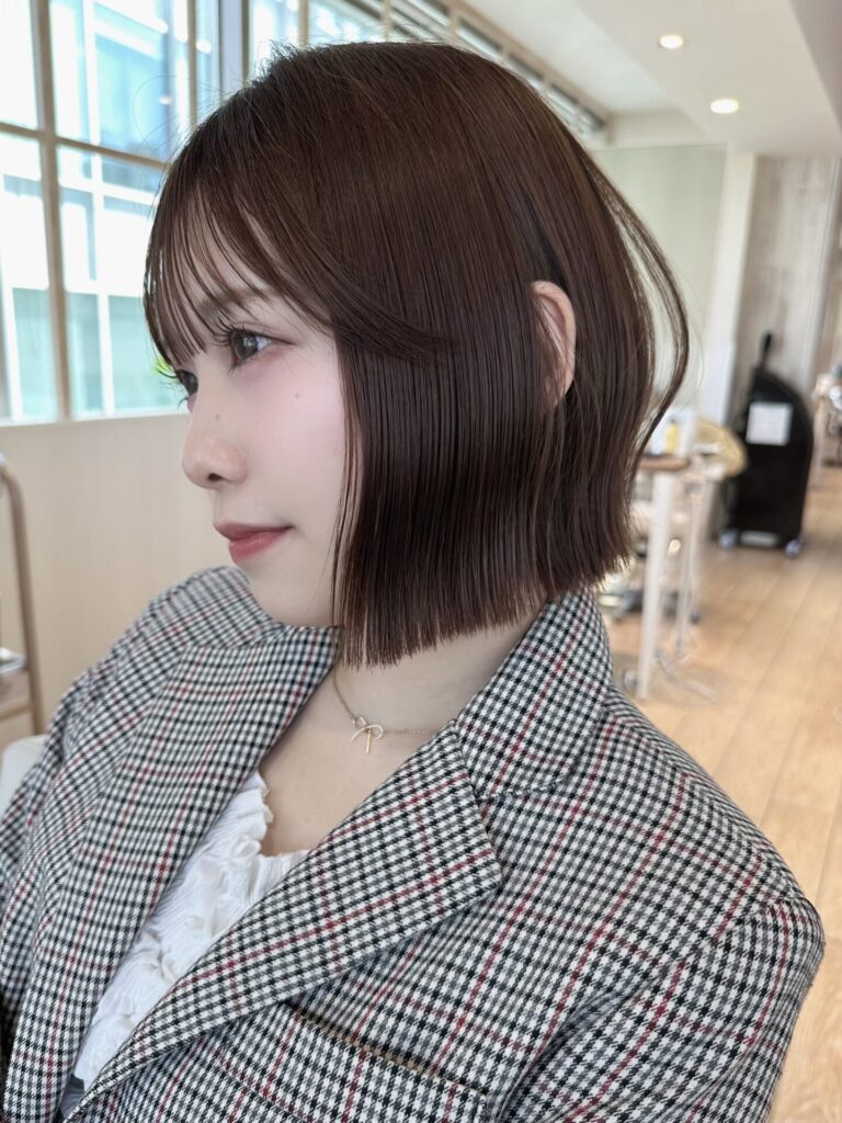 イメチェン大人可愛い小顔前下がりボブシースルー前髪20代30代