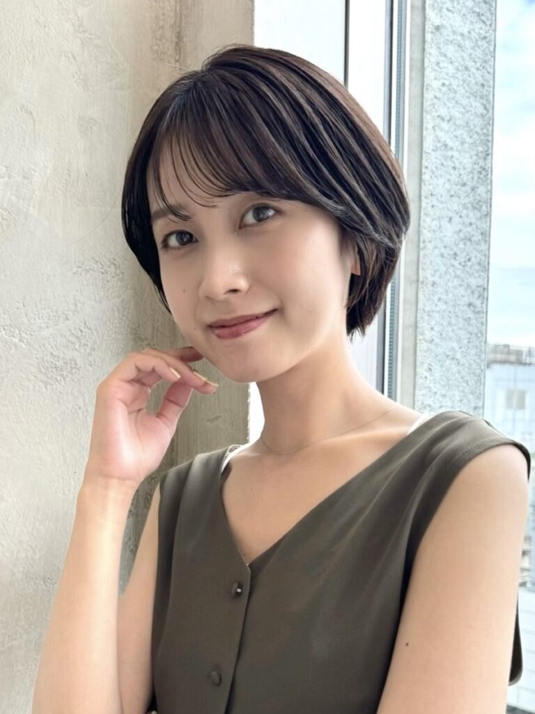 小顔サイドバング×首長スッキリ襟足