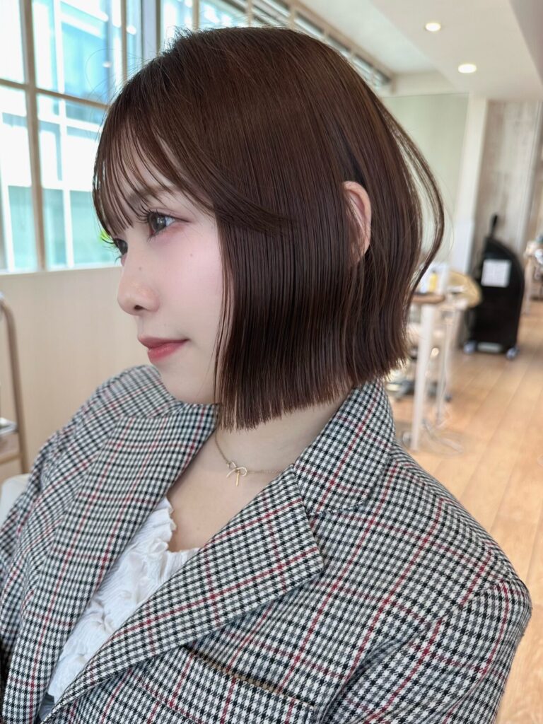 イメチェン大人可愛い小顔前下がりボブシースルー前髪20代30代
