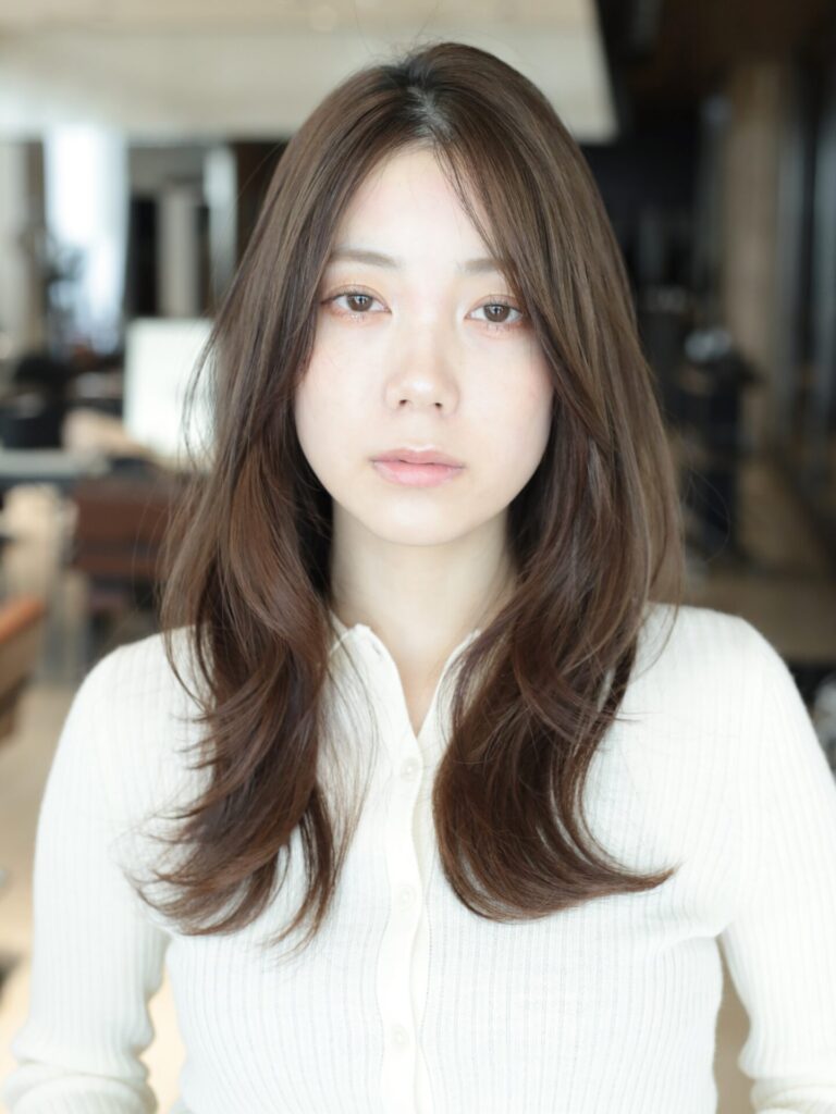 大人可愛いミディアムヘア