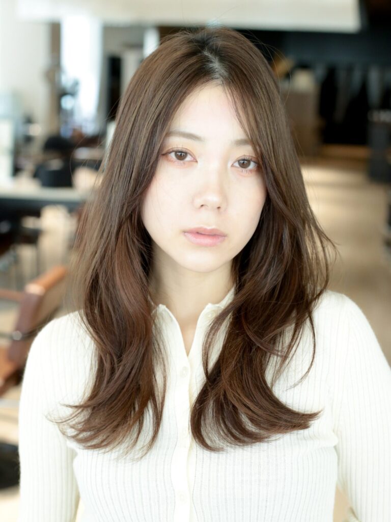 大人可愛いミディアムヘア