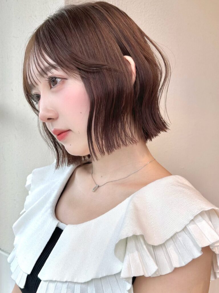 イメチェン大人可愛い小顔前下がりボブシースルー前髪20代30代