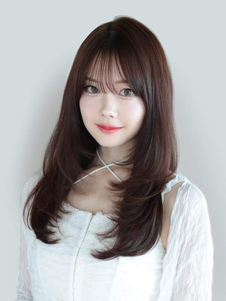 透明感溢れる韓国レイヤースタイル