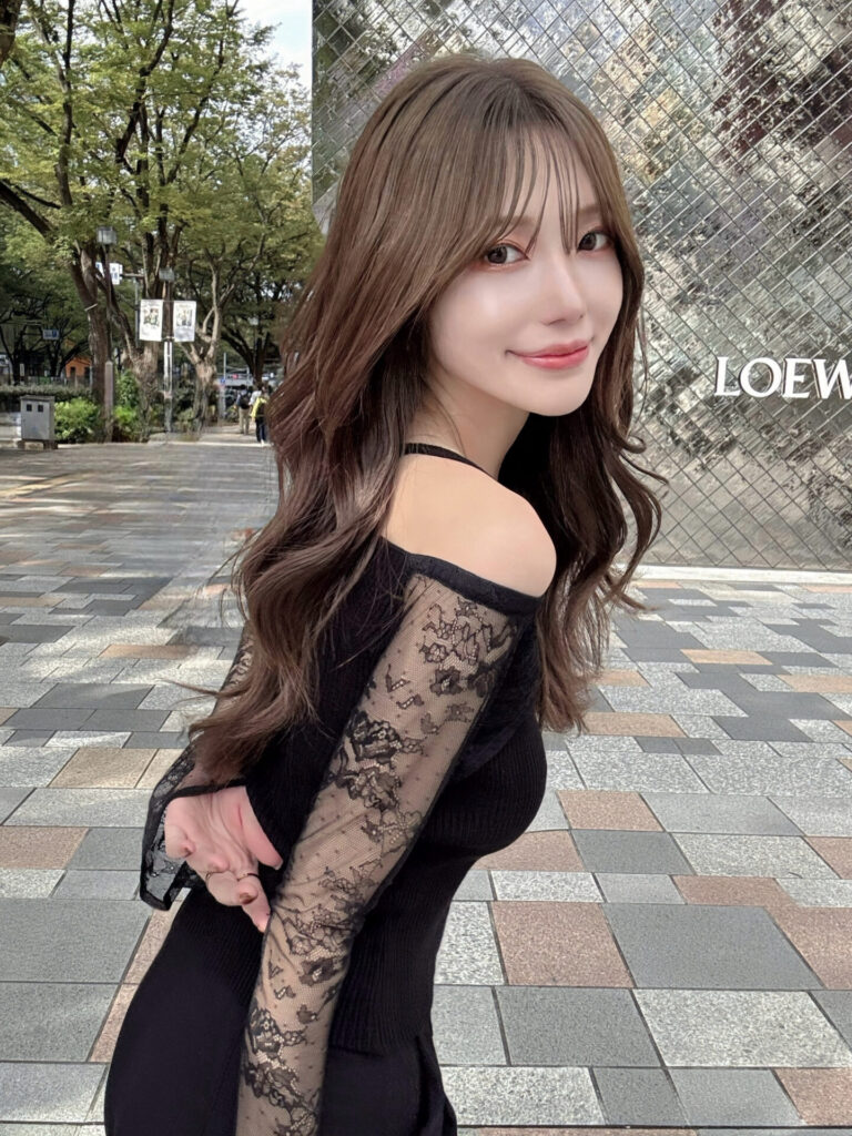 上品に可愛いく♡大人のくびれヘアスタイル✨