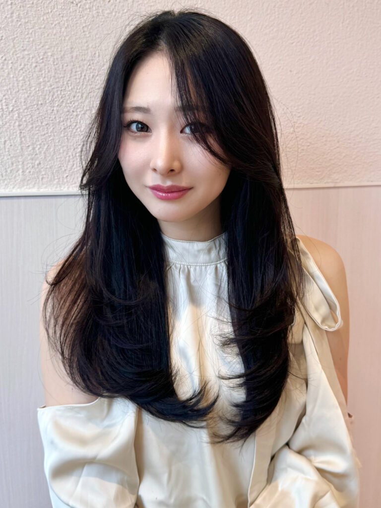 小顔効果◎20〜30代の方に絶大な支持似合わせカット◎