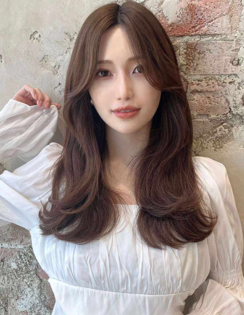 AFLOAT RUVUA【伊藤 潤】レイヤーカット/前髪なし/くびれロング